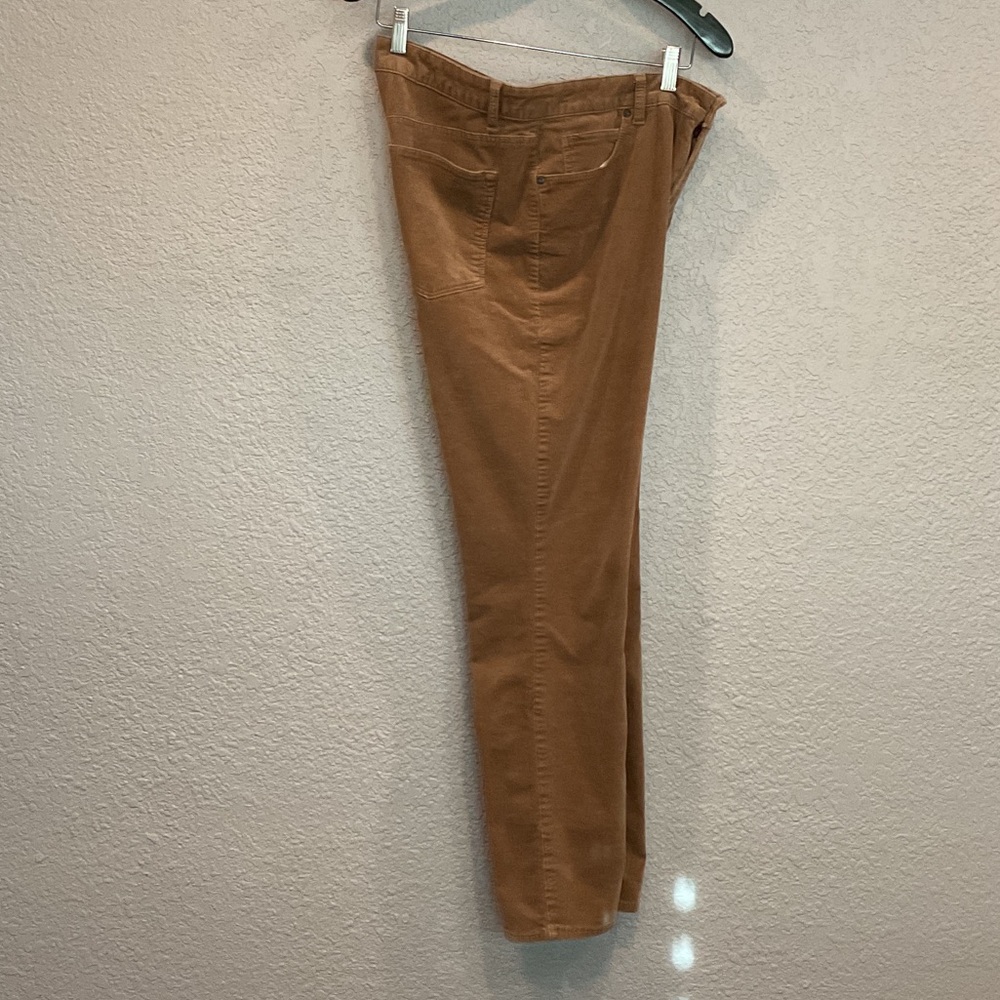 Talbots Women’s Corduroy Pants 👖 14P.